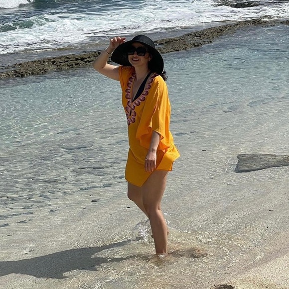 Trina Turk swimsuit coverup - Picture 2 of 7